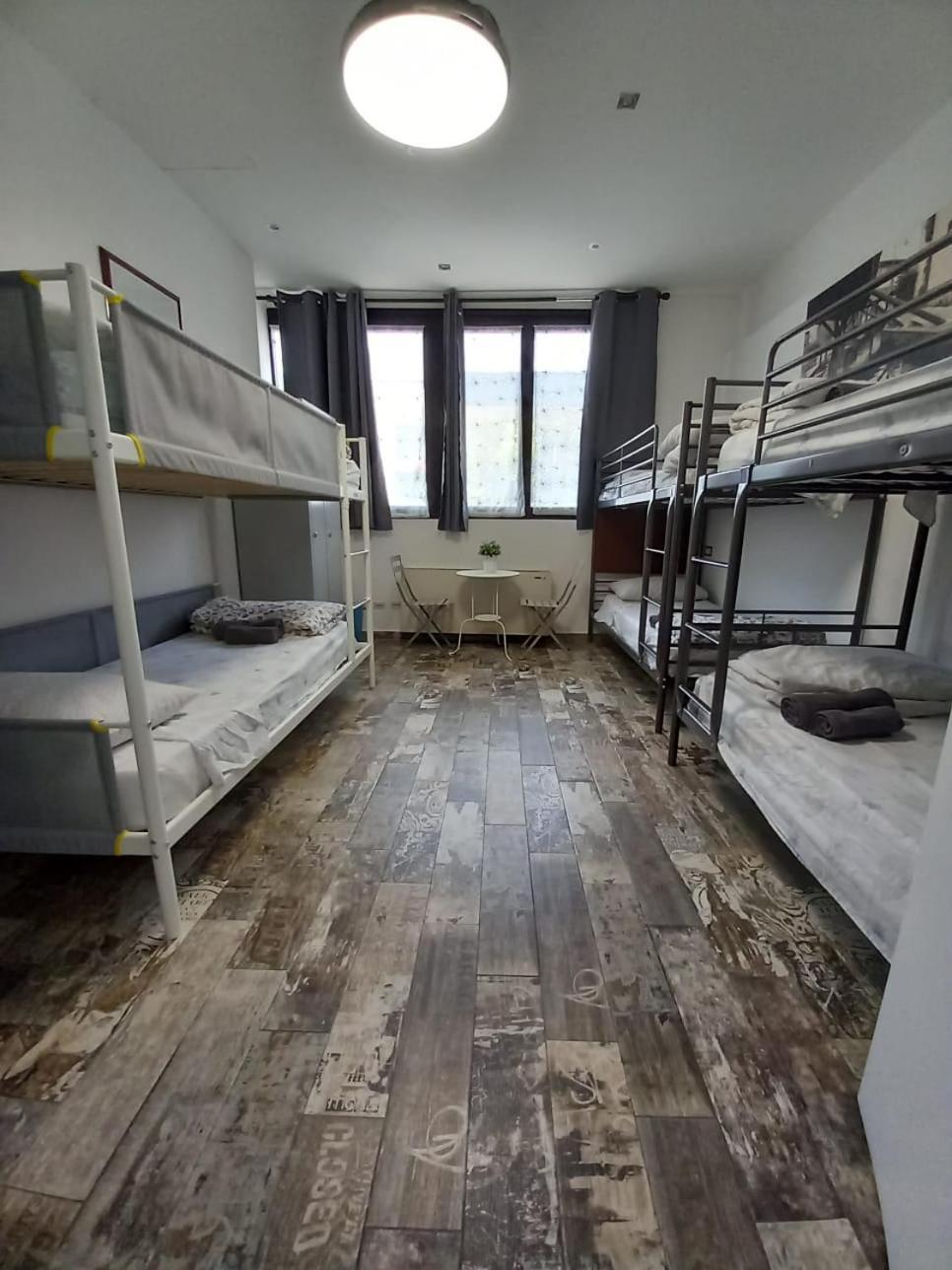 Hostal Atmos Luxe Navigli