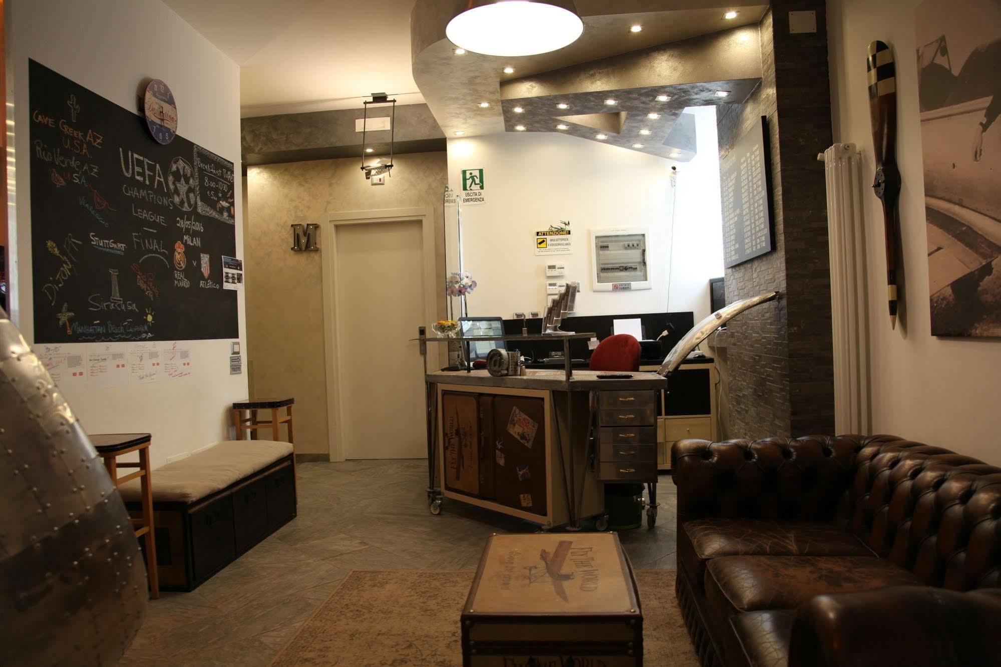 Hostal Atmos Luxe Navigli