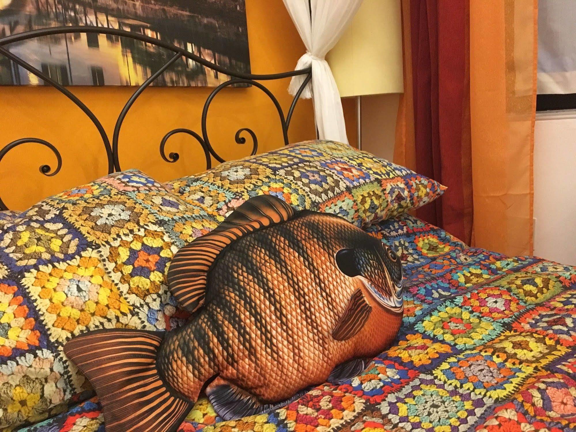 Hostal Atmos Luxe Navigli Milán